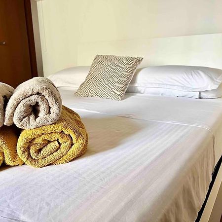 Suite In Bg Centro Con Netflix แบร์กาโม ภายนอก รูปภาพ