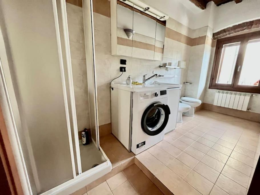 Suite In Bg Centro Con Netflix แบร์กาโม ภายนอก รูปภาพ